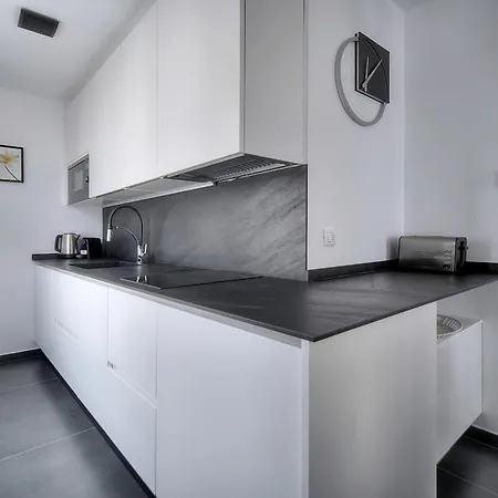 Appartement Design 2 Pièces Carre D'or -coeur De A1b205 Cannes