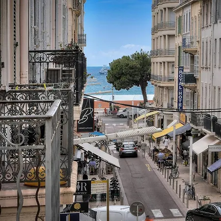 Apartamento Grand 2 Pieces Moderne Carre D Or A1b205 Cannes